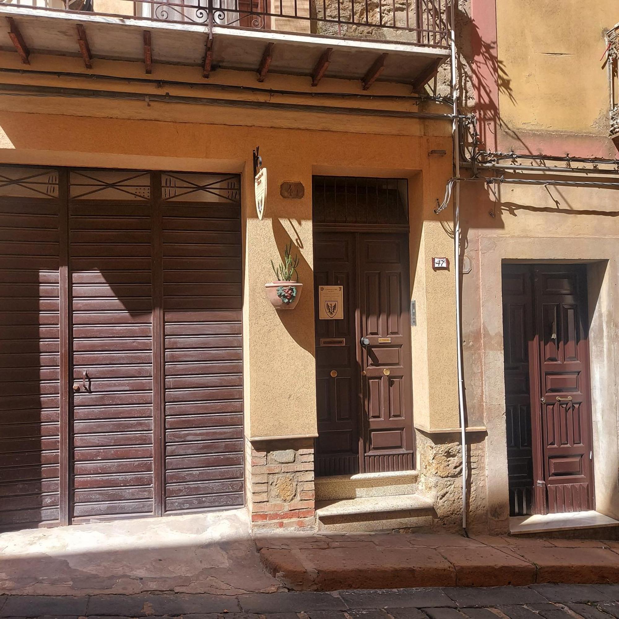 L'Ombelico Del Monte - Appartamenti Del Centro Storico - Just Restored May 2024 Пьяцца-Армерина Экстерьер фото